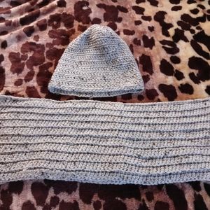 Hat and scarf set